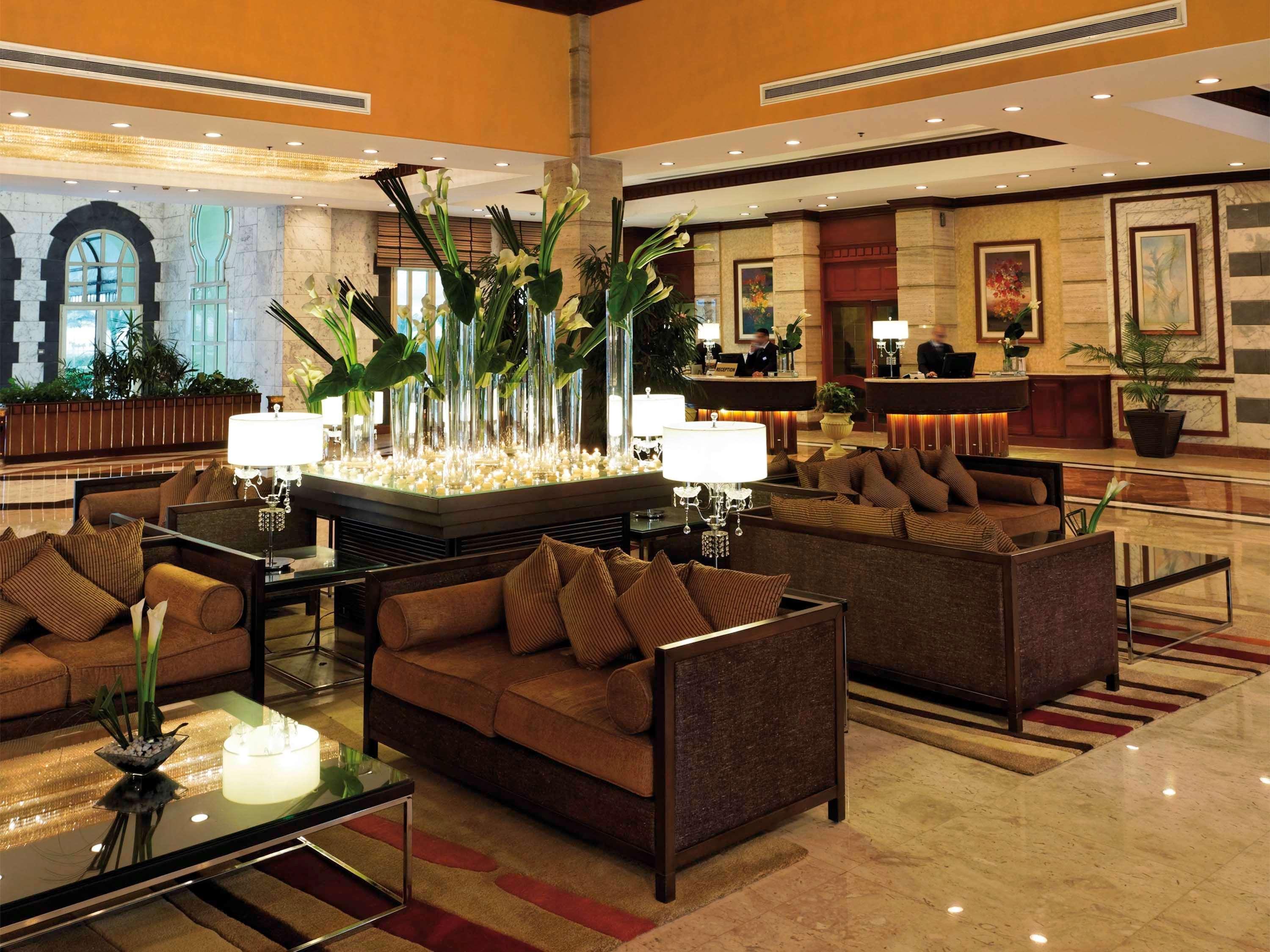 Moevenpick Hotel Cairo - Media City Giza Zewnętrze zdjęcie Lobby