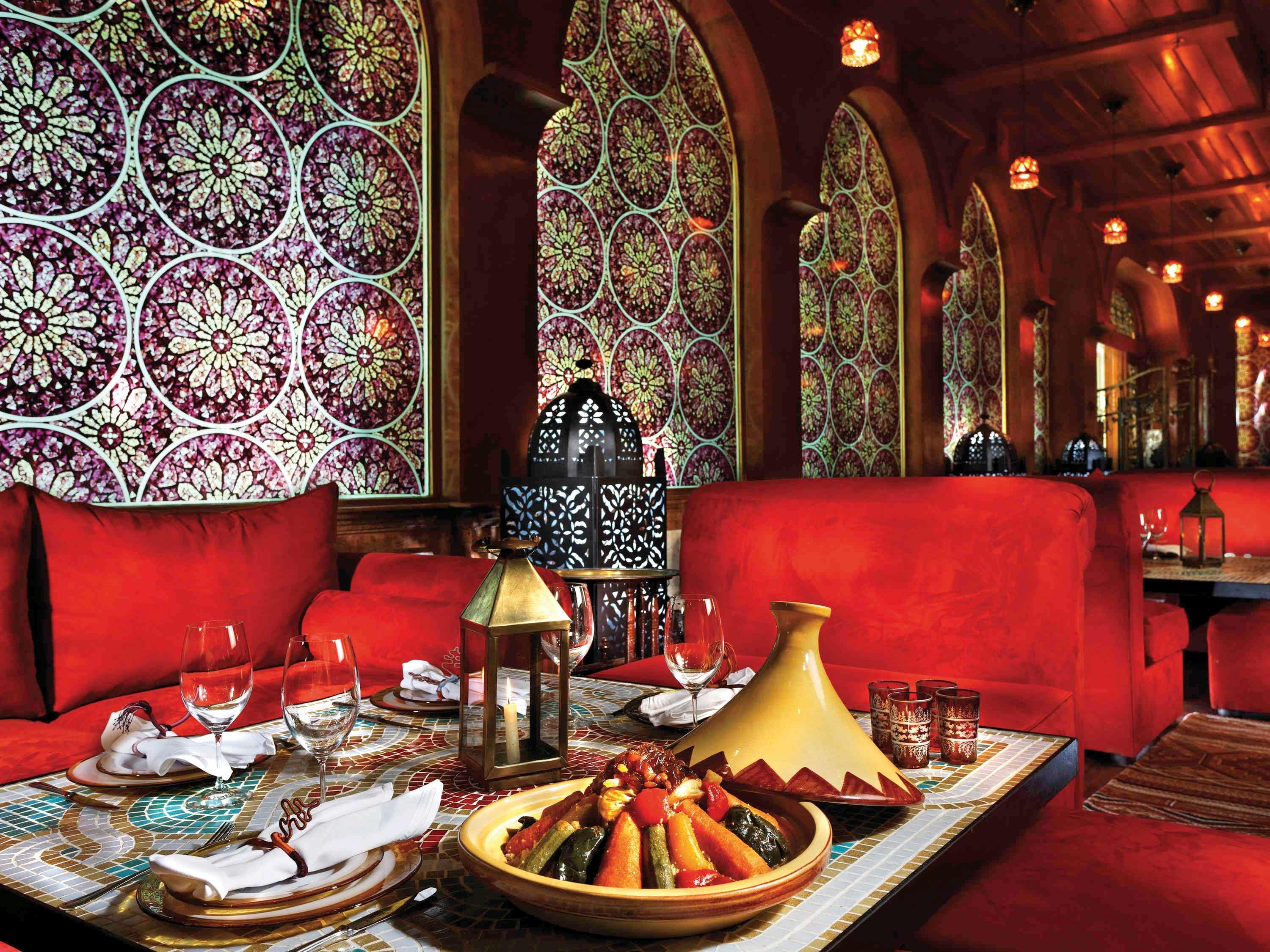 Moevenpick Hotel Cairo - Media City Giza Zewnętrze zdjęcie Restaurant in Dubai